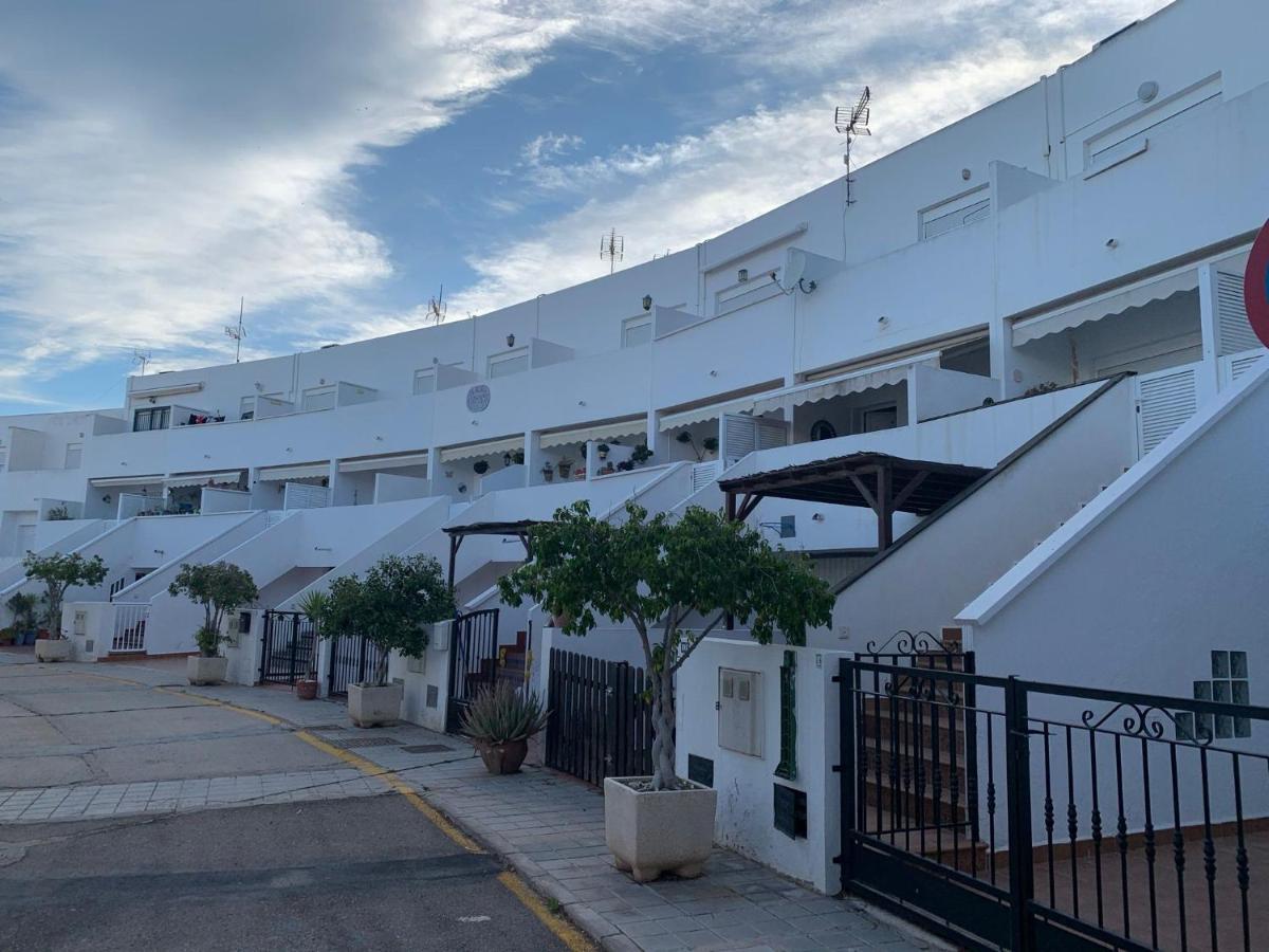 Casa Barbados En Agua Amarga Appartement Agua Amarga  Buitenkant foto